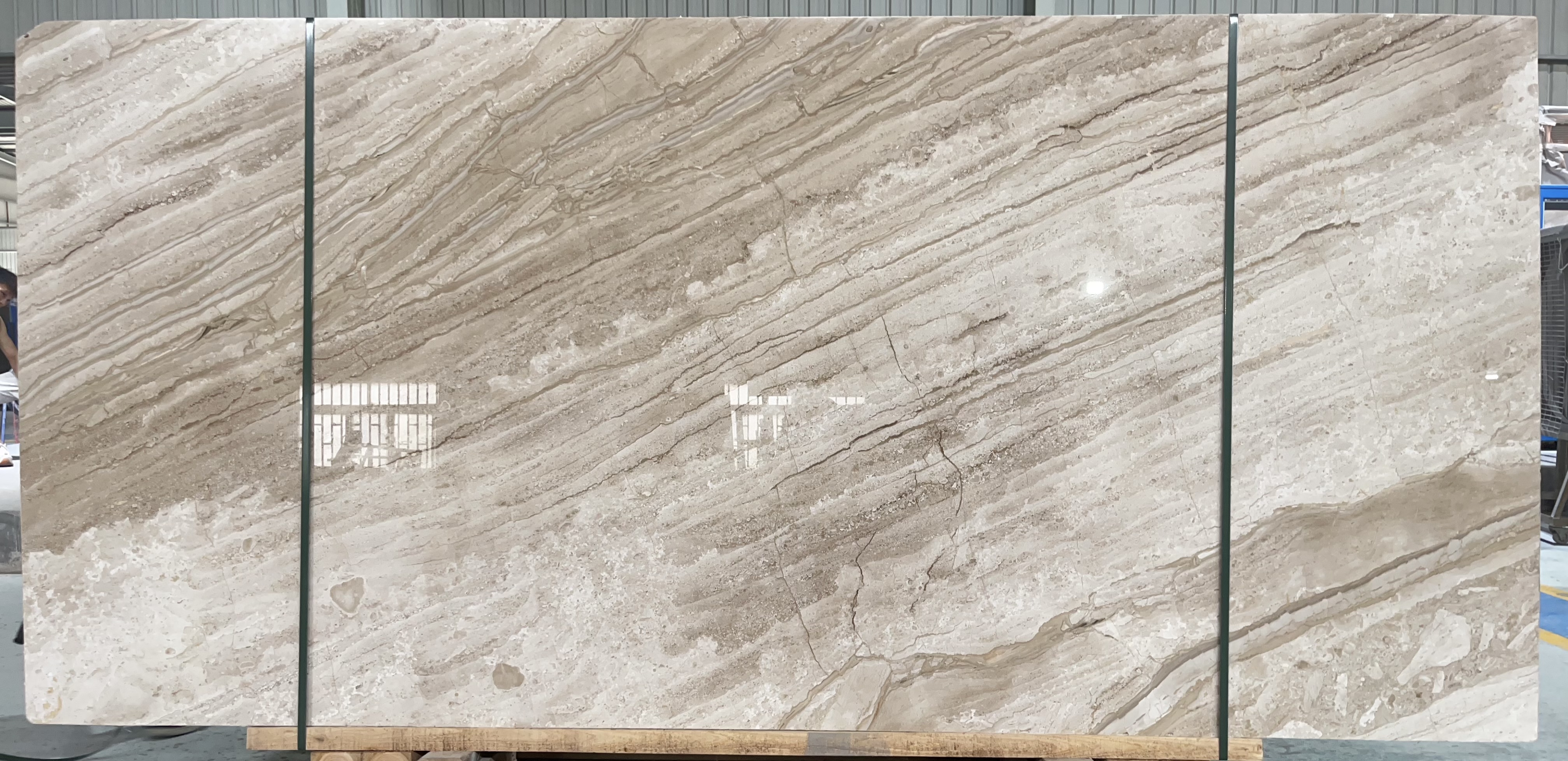 Daino Beige